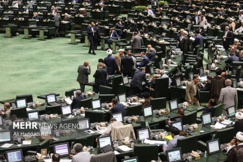 مجلس با متناسب سازی تقویم آموزشی کشور موافقت کرد