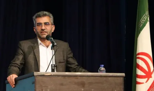 آینده روشن در گرو تحصیل و تلاش است