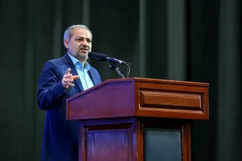 سردار شهید حاج قاسم سلیمانی اسطوره ای ماندگار است