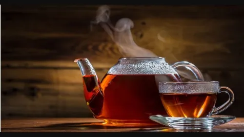 آیا نوشیدن چای داغ در هوای گرم واقعا بدن را خنک می کند؟
