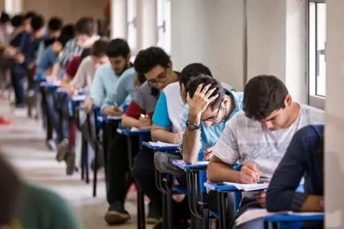 شرایط ثبت نام دانش آموزان در مدارس بزرگسالان و آموزش الکترونیکی