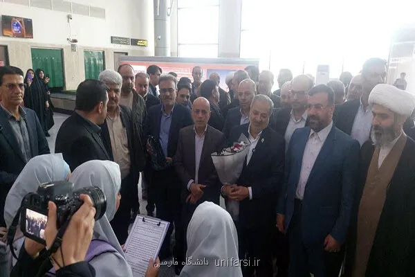 وزیر آموزش و پرورش وارد لامرد شد