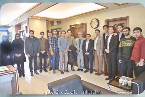 دانشجویان در تصمیم سازی حوزه های مختلف دانشگاه كمك كنند