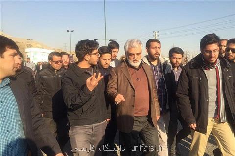 حضور رئیس دانشگاه آزاد در جمع دانشجویان واحد علوم و تحقیقات