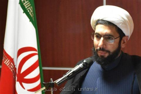 باید به صلاحیت اساتید دانشگاه در شاگرد پروری توجه كرد